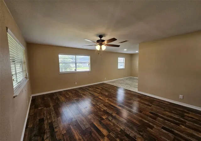 5th image of 120 Ronald Ave, Bay City, TX 77414 | MLS# 56731211