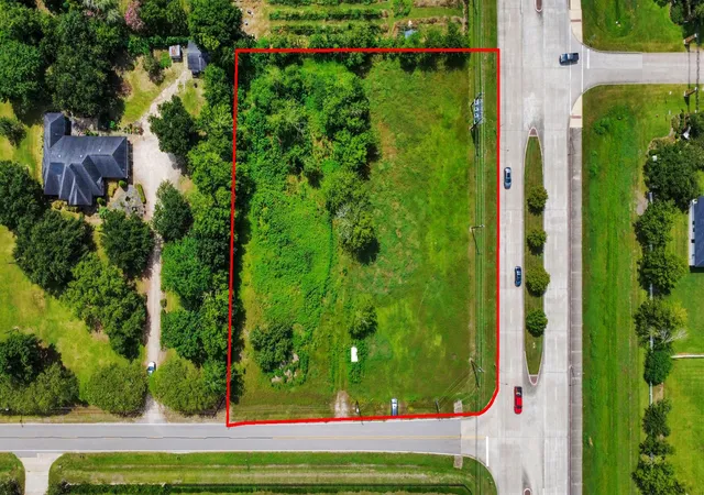 32nd image of 16618 County Road 831, Pearland, TX 77584 | MLS# 92635106
