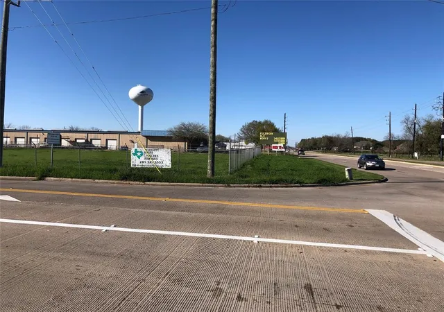 Photo 1 of Land for sale at 1121 Fm 359 Rd, Richmond, TX 77406 | MLS# 60266007 | Listing updated on 2026-02-13