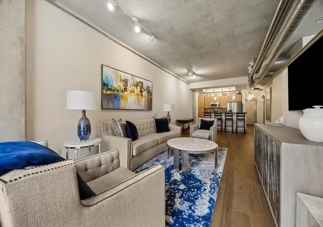 2nd image of 1901 Post Oak Blvd #508, Houston, TX 77056 | MLS# 65429624