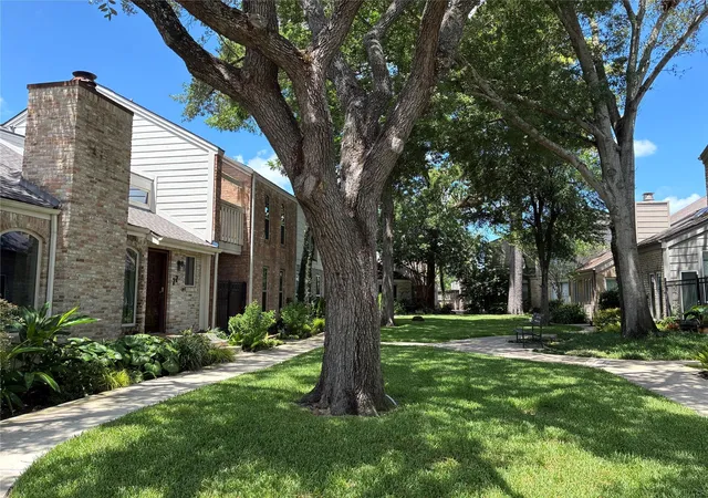 2nd image of 12625 Memorial Dr #77, Houston, TX 77024 | MLS# 55957901