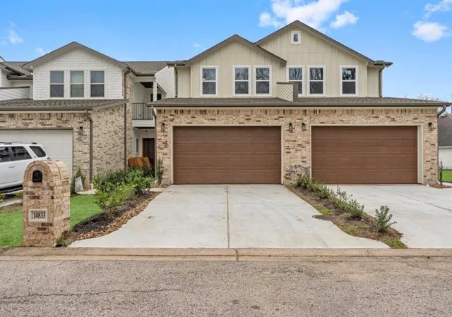 Photo 1 of Townhouse for sale at 14833 Spica Ct, Willis, TX 77318 | MLS# 61128664 | Listing updated on 2026-08-31