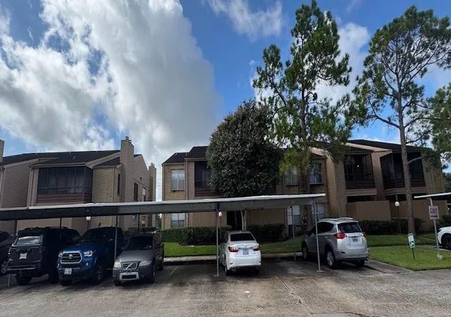 26th image of 10555 Turtlewood Ct #2609, Houston, TX 77072 | MLS# 38456161