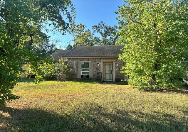 Photo 4 of Single family home for sale at 9254 Richland Dr, Houston, TX 77078 | MLS# 62837249 | Listing updated on 2026-08-10