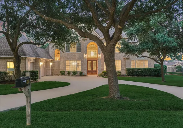 3rd image of 9370 Escondido Dr, Willis, TX 77318 | MLS# 98011639