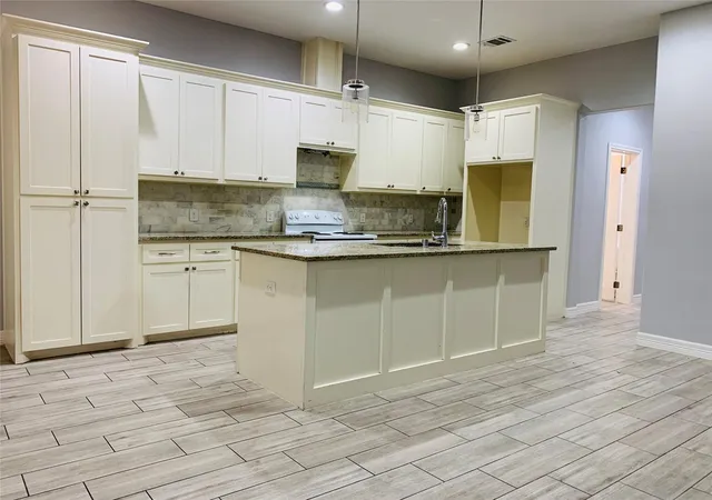 Photo 3 of Multi family home for sale at 4734 Branch St, Houston, TX 77021 | MLS# 18120476 | Listing updated on 2026-07-21