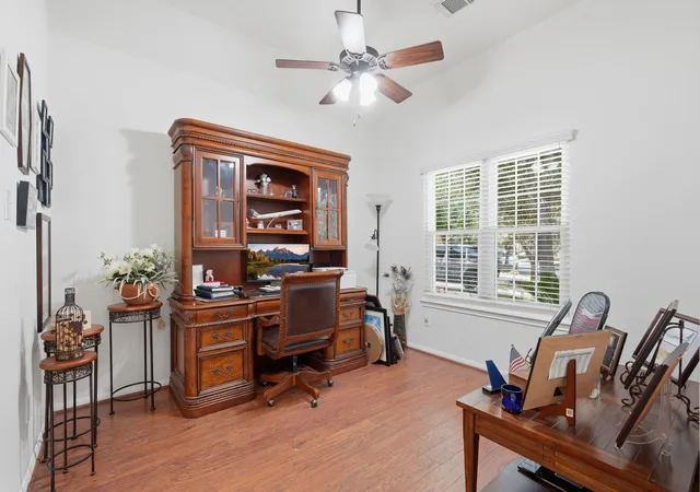 Photo 3 of Sale Pending at 12915 Palm Leaf Ct, Houston, TX 77044 | MLS# 69777460 | Listing updated on 2026-09-03