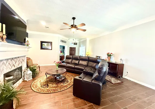 2nd image of 110 Portulaca St, Lake Jackson, TX 77566 | MLS# 41334043