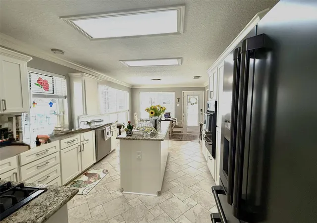 image of 110 Portulaca St, Lake Jackson, TX 77566 | MLS# 41334043
