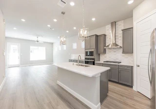 3rd image of 3006 Moonlit Mesa Ln, Houston, TX 77063 | MLS# 87083412