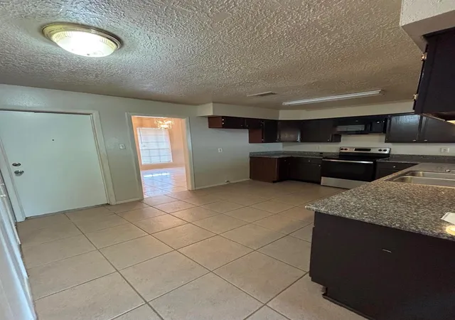 Photo 1 of Single family home for sale at 811 Whispering Pine Dr, Missouri City, TX 77489 | MLS# 79738530 | Listing updated on 2026-10-08