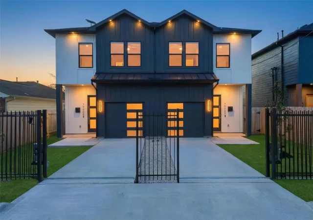 Photo 1 of Multi family home for sale at 7908 Brandon St, Houston, TX 77051 | MLS# 38207661 | Listing updated on 2026-09-17