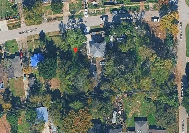 Photo 2 of Sale Pending at 254 N Carolina St, Houston, TX 77029 | MLS# 25589135 | Listing updated on 2026-09-11