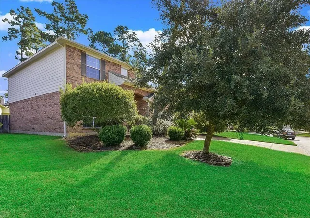 Homes for sale in The Woodlands, TX | 130 S Spinning Wheel Cir, The Woodlands, TX 77382 | MLS# 75065753