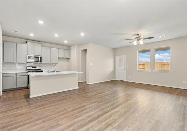 Photo 3 of Single family home for sale at 15818 Tall Barberry Ln, Crosby, TX 77532 | MLS# 26113141 | Listing updated on 2026-10-05