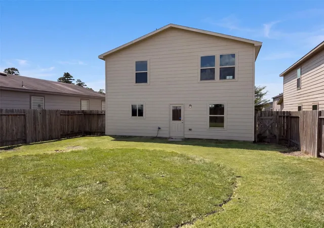 Photo 4 of Single family home for sale at 10335 Dawson Hill Ln, Houston, TX 77044 | MLS# 93407430 | Listing updated on 2026-09-19
