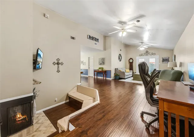 5th image of 25341 Dogwood Ln, Splendora, TX 77372 | MLS# 85510154