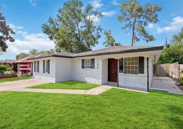 Photo 2 of Single family home for sale at 7639 Bigwood St, Houston, TX 77016 | MLS# 7577103 | Listing updated on 2026-06-13