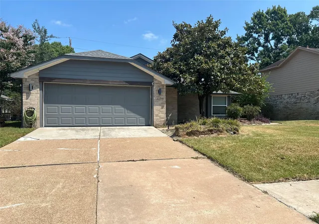 Photo 2 of Single family home for sale at 1406 Rushworth Dr, Houston, TX 77014 | MLS# 62369672 | Listing updated on 2026-09-22