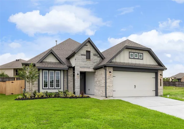 Photo 2 of Single family home for sale at 2071 Winepress Rd, Brenham, TX 77833 | MLS# 69738570 | Listing updated on 2026-08-27