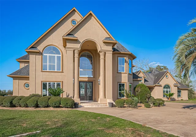Photo 3 of Single family home for sale at 5003 Shiloh Lake Dr, Richmond, TX 77407 | MLS# 48214878 | Listing updated on 2026-09-22