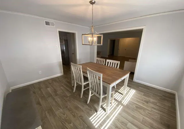 5th image of 5566 Beechnut St, Houston, TX 77096 | MLS# 57438454