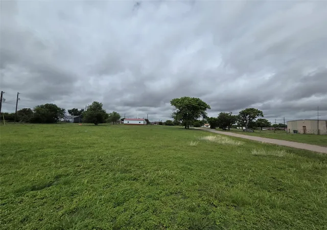 Homes for sale in Electra, TX | 908 E Garrison Ave, Electra, TX 76360 | MLS# 73768593