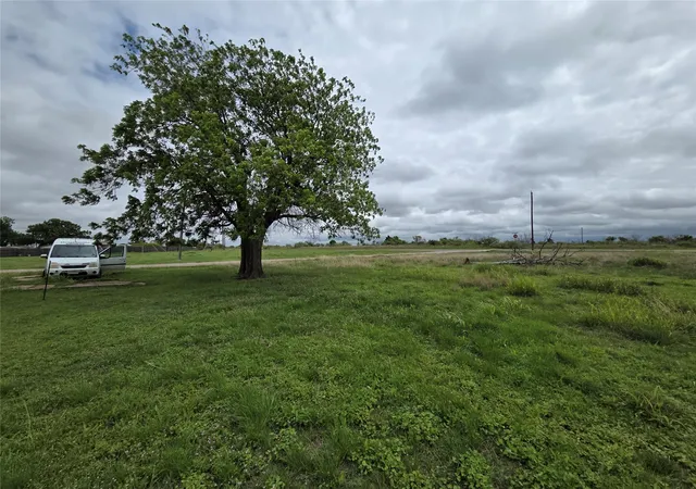Homes for sale in Electra, TX | 908 E Garrison Ave, Electra, TX 76360 | MLS# 73768593
