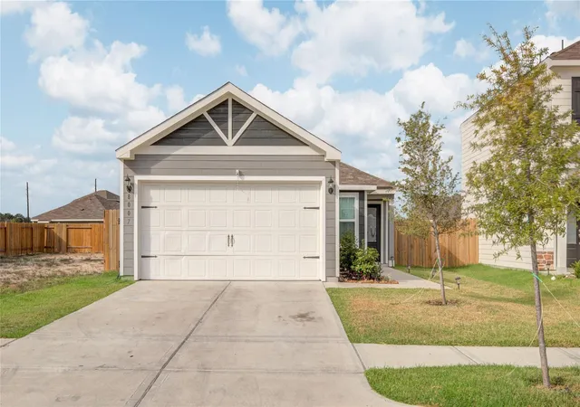 Homes for sale in Houston, TX | 8007 Vanilla Orchid Dr, Houston, TX 77016 | MLS# 77831810