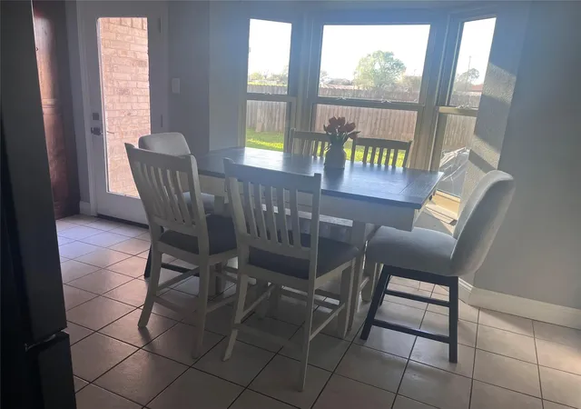 Photo 4 of Single family home for sale at 5919 Ollia Cir, Pasadena, TX 77505 | MLS# 40516837 | Listing updated on 2026-09-07