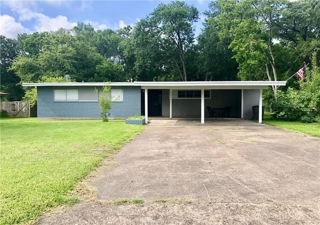 1st image of 807 Vine St, Bryan, TX 77802 | MLS# 26390093