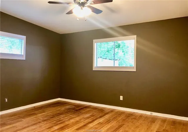 5th image of 807 Vine St, Bryan, TX 77802 | MLS# 26390093