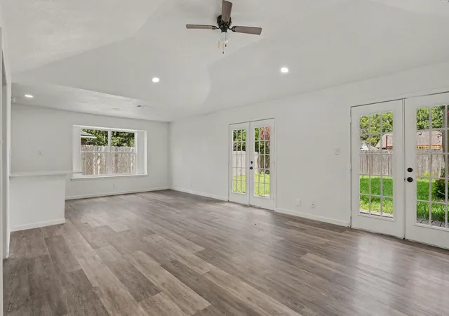 Photo 3 of Single family home for sale at 2621 Truman Cir, Rosenberg, TX 77471 | MLS# 85913046 | Listing updated on 2026-10-07