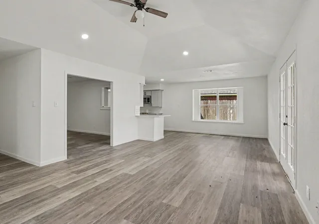 Photo 4 of Single family home for sale at 2621 Truman Cir, Rosenberg, TX 77471 | MLS# 85913046 | Listing updated on 2026-10-09