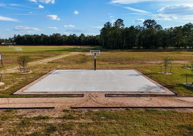 Photo 3 of Land for sale at 00 Valletta, Conroe, TX 77306 | MLS# 75236134 | Listing updated on 2026-09-04