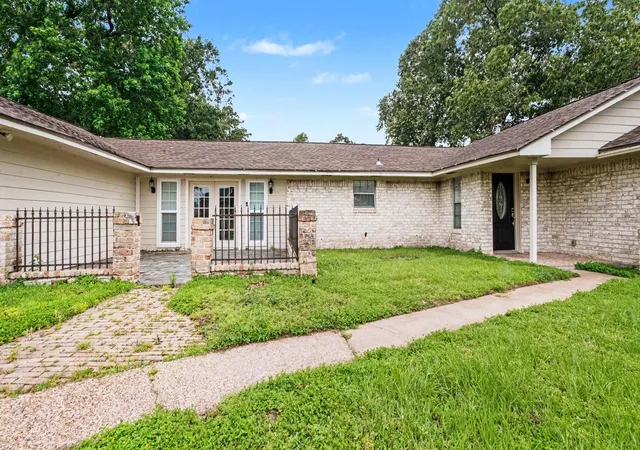 Homes for sale in Crosby, TX | 20333 Nightbird Trl, Crosby, TX 77532 | MLS# 39789587