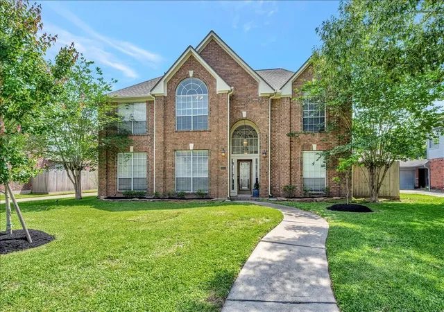 Photo 1 of Single family home for sale at 11827 Orchard Mountain Dr, Houston, TX 77059 | MLS# 91342769 | Listing updated on 2026-09-19