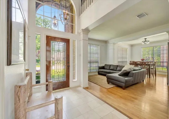 Photo 3 of Single family home for sale at 11827 Orchard Mountain Dr, Houston, TX 77059 | MLS# 91342769 | Listing updated on 2026-09-19