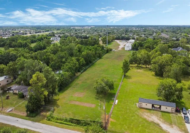 2nd image of 3149 Harkey Rd, Pearland, TX 77584 | MLS# 7830678