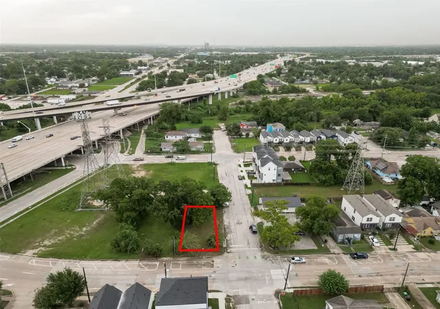 Photo 3 of Land for sale at 1605 Euel St, Houston, TX 77009 | MLS# 6418181 | Listing updated on 2026-07-21