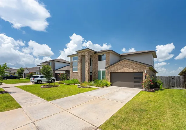 3rd image of 3510 Joshua Grove Ln, Missouri City, TX 77459 | MLS# 68338610