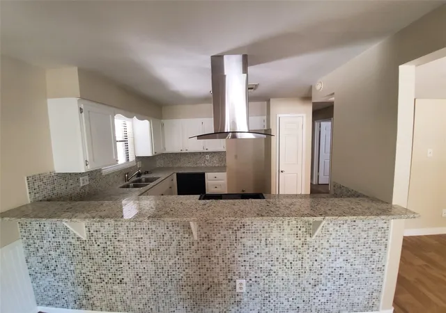 Photo 3 of Single family home for sale at 4051 Sherwood St E, Kingwood, TX 77339 | MLS# 43534771 | Listing updated on 2026-08-21