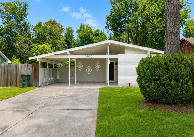 25th image of 3002 Newcastle Dr, Baytown, TX 77521 | MLS# 68197294
