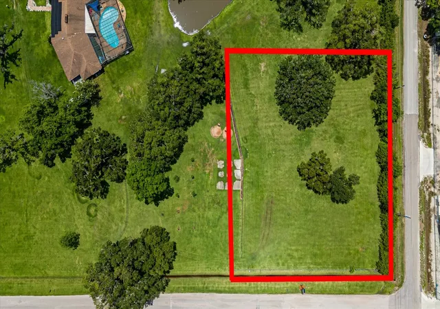 1st image of 1150 E Brazos Ave, West Columbia, TX 77486 | MLS# 13488152