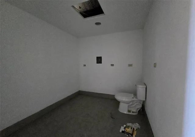 4th image of 10455 Fm 1960, Dayton, TX 77535 | MLS# 15927623