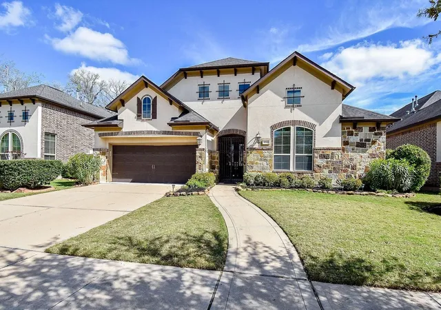 Photo 2 of Single family home for sale at 9515 Spring Rose Dr, Missouri City, TX 77459 | MLS# 11158022 | Listing updated on 2026-09-13