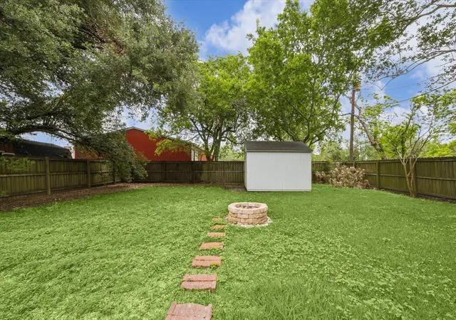 30th image of 2907 Arkansas Ave, Dickinson, TX 77539 | MLS# 54270782