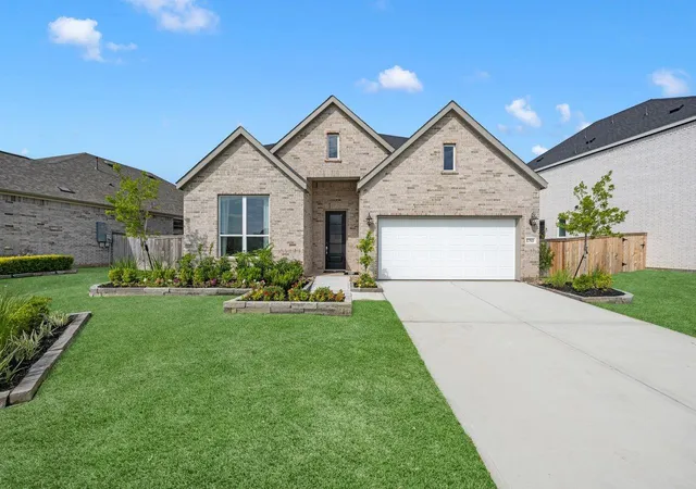Photo 2 of Single family home for sale at 17511 Tulip Willow Way, Hockley, TX 77447 | MLS# 24720092 | Listing updated on 2026-06-09
