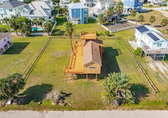 Photo 3 of Single family home for sale at 4120 Oleander Dr, Galveston, TX 77554 | MLS# 88520832 | Listing updated on 2026-05-23