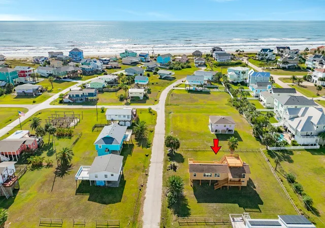 Photo 4 of Single family home for sale at 4120 Oleander Dr, Galveston, TX 77554 | MLS# 88520832 | Listing updated on 2026-05-23